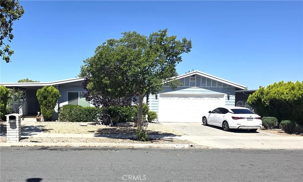 Unit for sale at 1239 Brentwood, Hemet, CA 92545