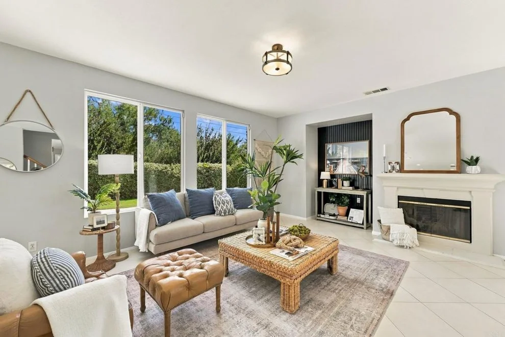 Unit for sale at 437 Corte Calypso, Chula Vista, CA 91914