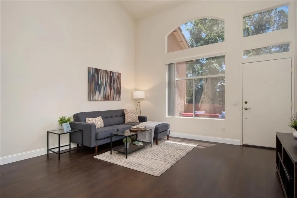 Unit for sale at 19431 Rue De Valore, Lake Forest, CA 92610