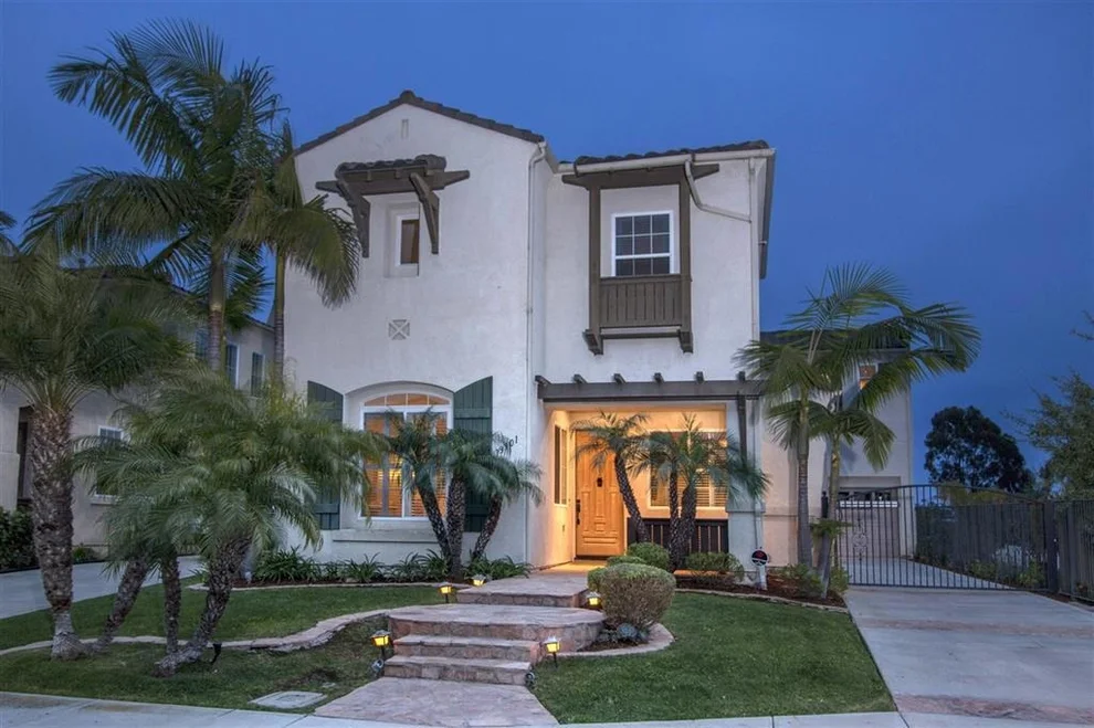 Unit for sale at 13901 Kerry Lane, San Diego, CA 92130