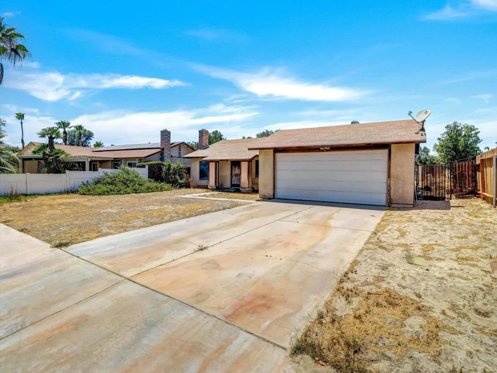 Unit for sale at 42805 Virginia Avenue, Palm Desert, CA 92211