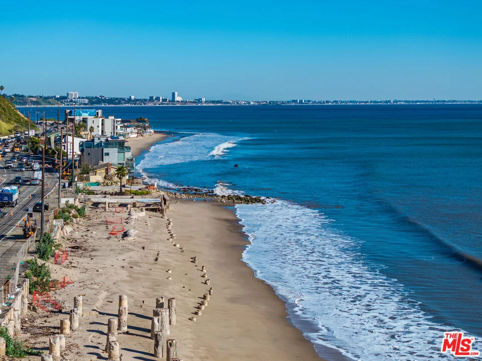 Unit for sale at 19042 Pacific Coast Highway, Malibu, CA 90265