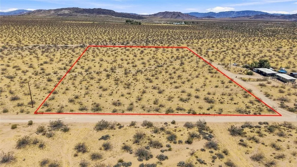 Unit for sale at 57541 Encantado Road, Landers, CA 92285