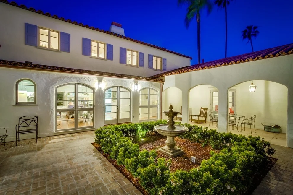 Unit for sale at 6003 Vista De La Mesa, La Jolla, CA 92037