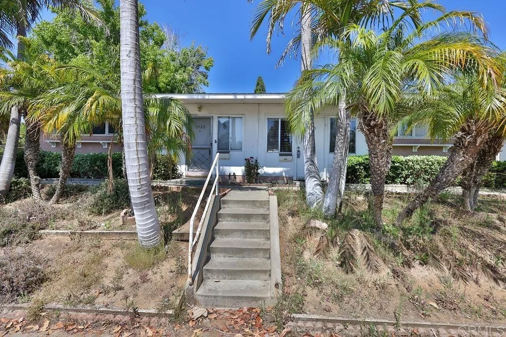 Unit for sale at 3928 30 Clairemont Dr, San Diego, CA 92117