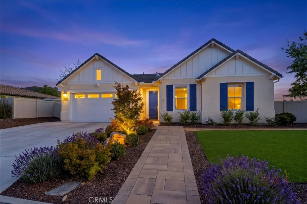 Unit for sale at 1509 Manzanita, Vista, CA 92084
