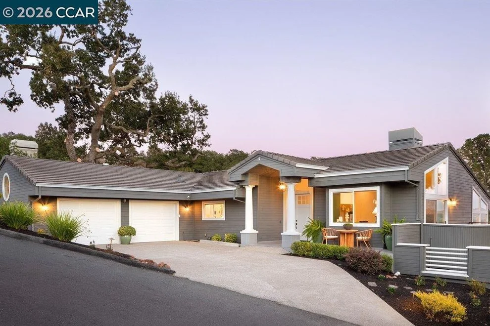 Unit for sale at 9 Northridge Ln, Lafayette, CA 94549