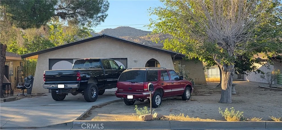 Unit for sale at 56922 Cassia, Yucca Valley, CA 92284