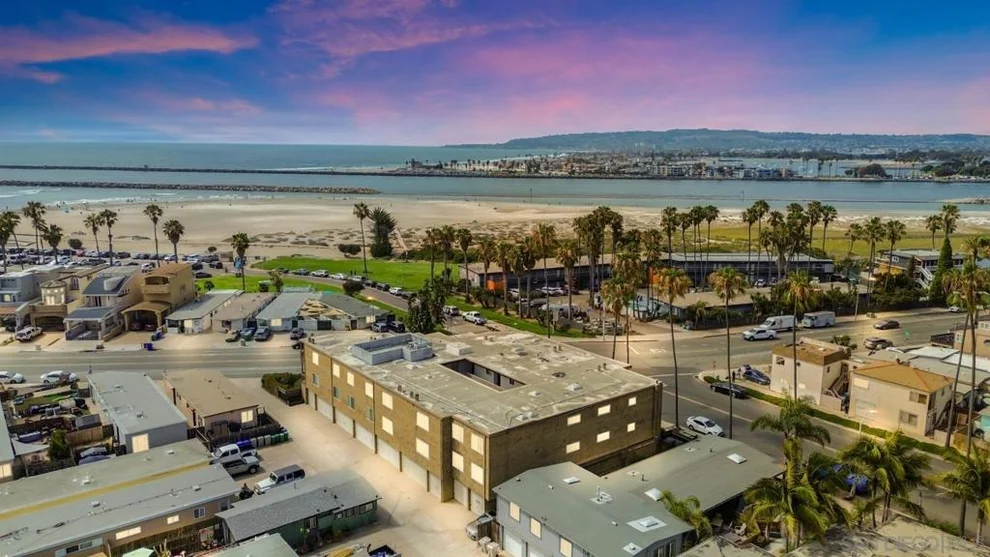 Unit for sale at 5155 W Point Loma, San Diego, CA 92107