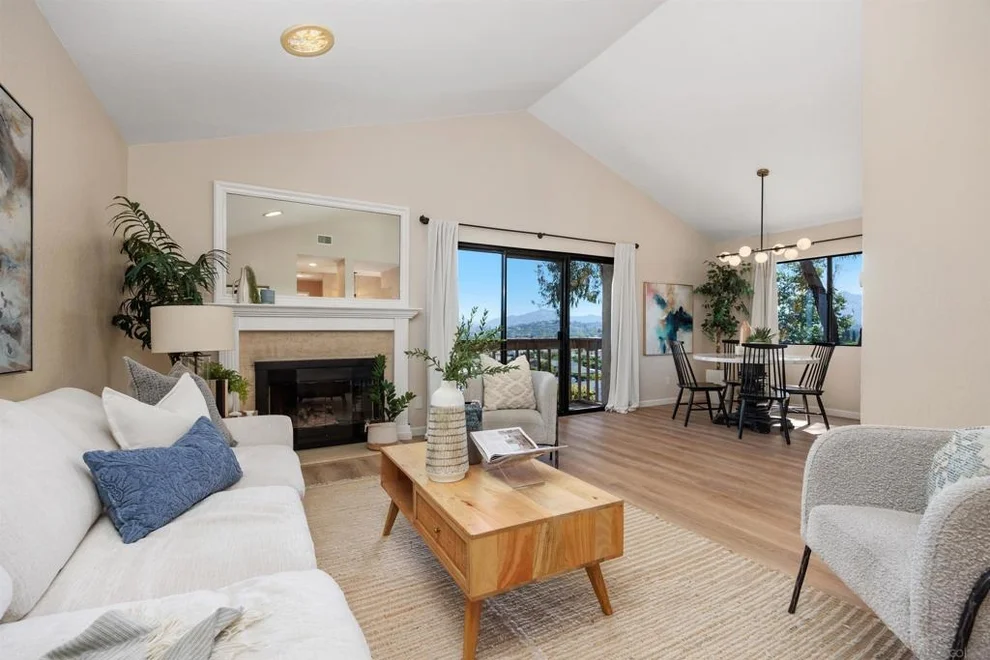 Unit for sale at 11906 Paseo Lucido, San Diego, CA 92128