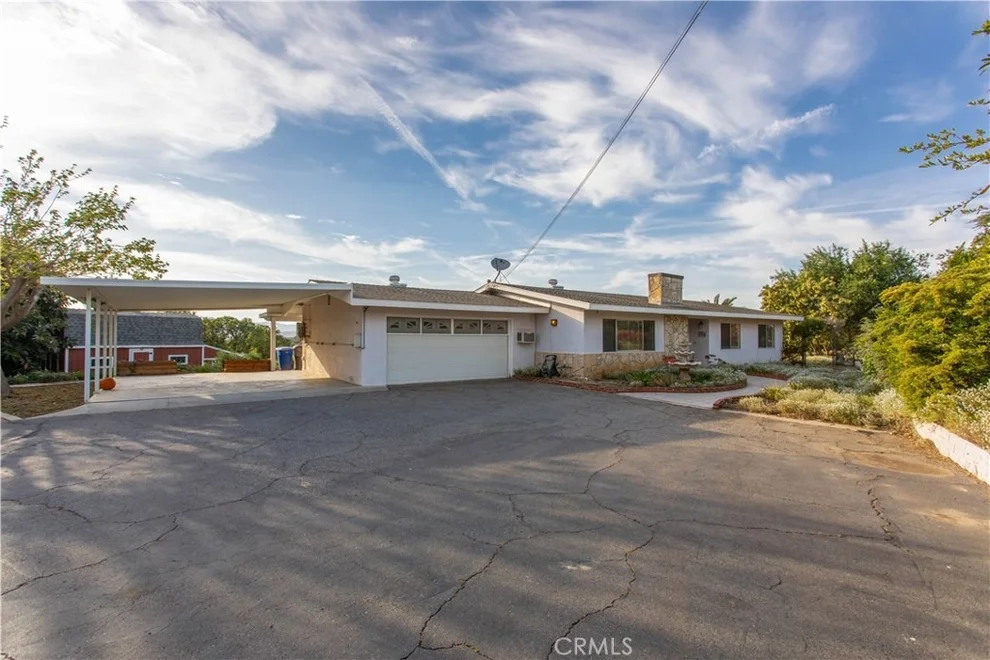 Unit for sale at 1744 E Alvarado Street, Fallbrook, CA 92028