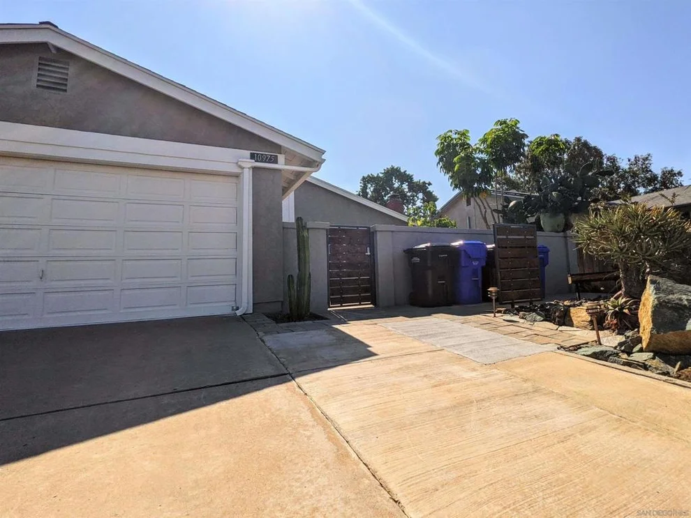 Unit for sale at 10975 77 Bali Ln, San Diego, CA 92126