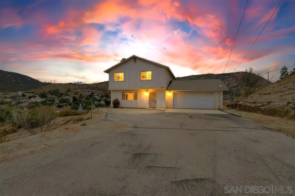 Unit for sale at 833 Cochran Trl, El Cajon, CA 92019