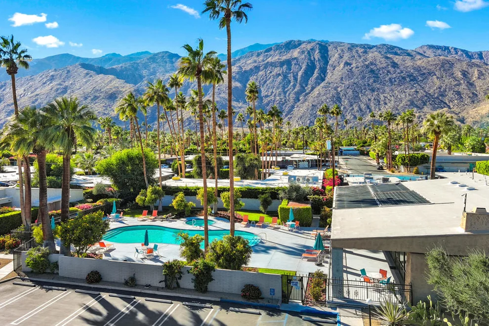 Unit for sale at 1111 E Ramon Road, Palm Springs, CA 92264