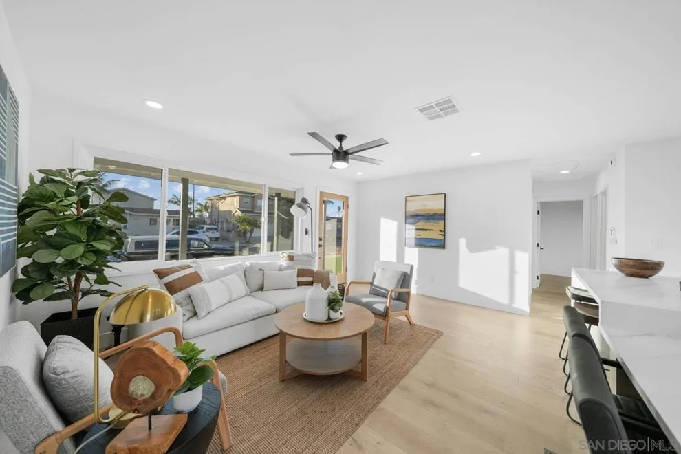 Unit for sale at 4527 31 Gila Ave, San Diego, CA 92117