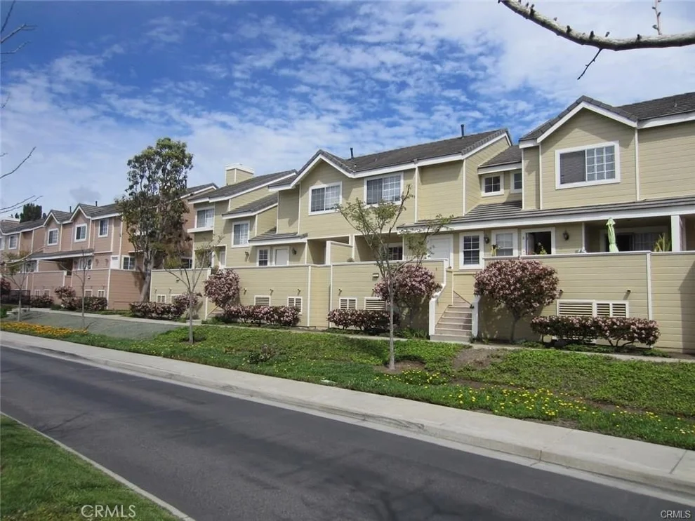 Unit for sale at 2800 Plaza Del Amo, Torrance, CA 90503
