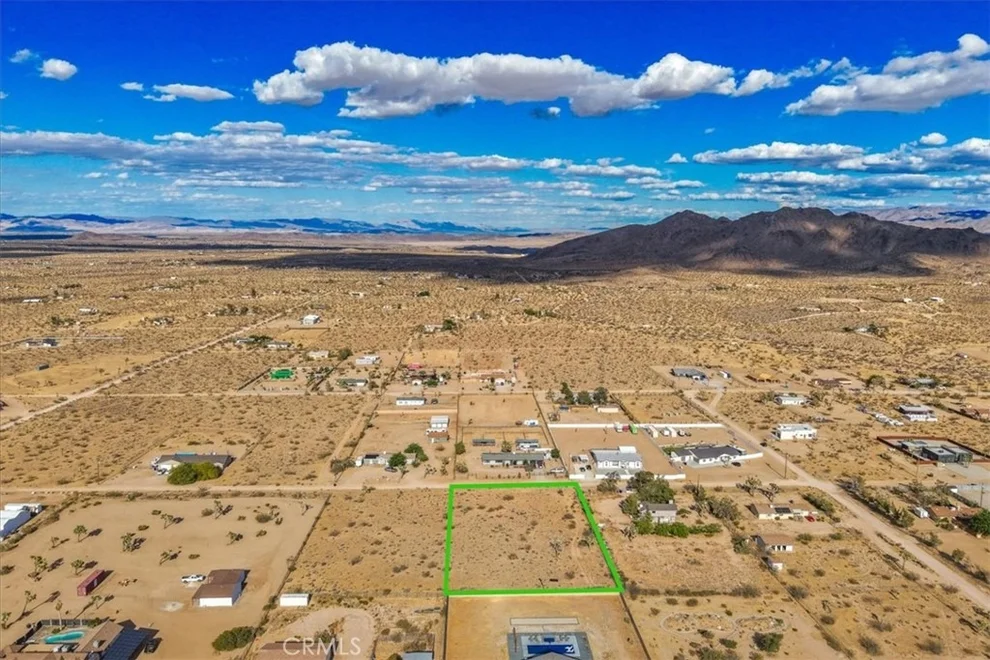 Unit for sale at 3854 Anita Avenue, Yucca Valley, CA 92284