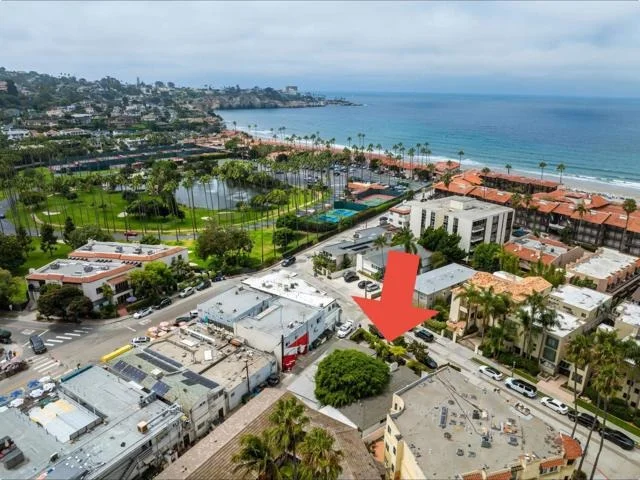 Unit for sale at 8115 17 Camino del Sol, La Jolla, CA 92037