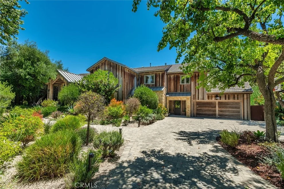 Unit for sale at 5207 SADDLE CREEK Road, Hidden Hills, CA 91302