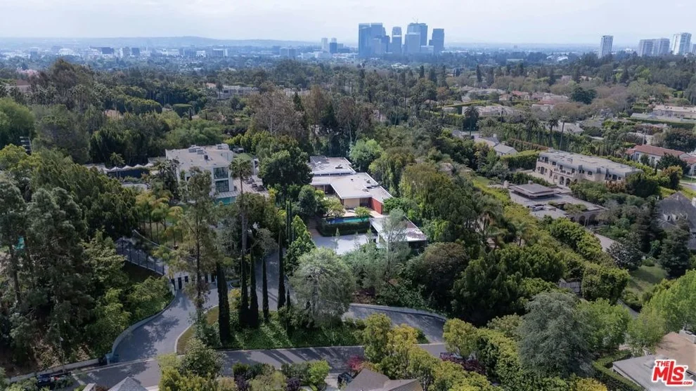 Unit for sale at 1022 Summit Drive, Beverly Hills, CA 90210
