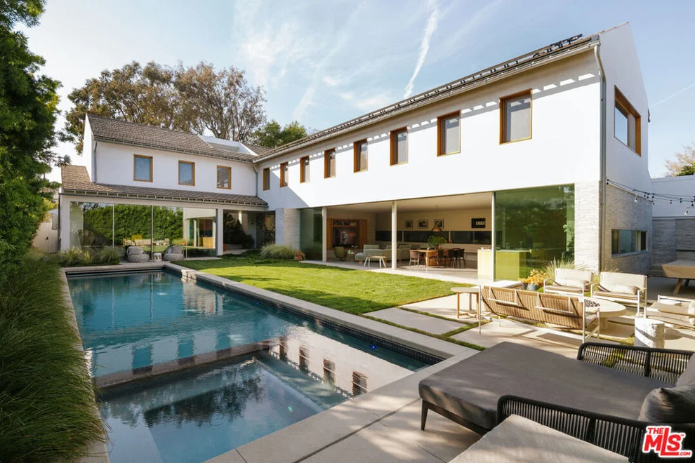 Unit for sale at 3062 Queensbury Drive, Los Angeles, CA 90064