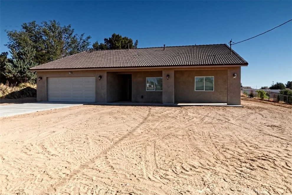 Unit for sale at 17388 Donert Street, Hesperia, CA 92345