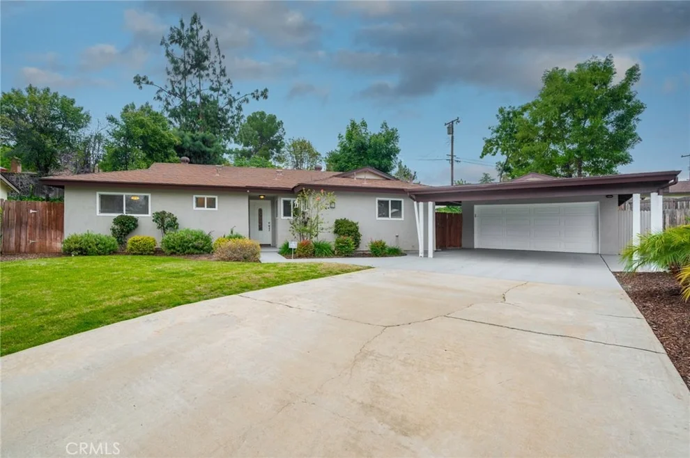 Unit for sale at 818 Cimarron Drive, Redlands, CA 92374