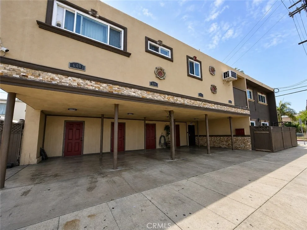 Unit for sale at 1805 E 6th, Long Beach, CA 90802