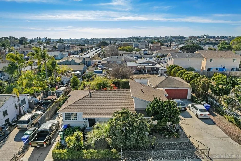 Unit for sale at 7463 65 Hyatt St, San Diego, CA 92111