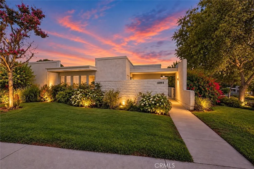 Unit for sale at 2200 Via Mariposa E, Laguna Woods, CA 92637