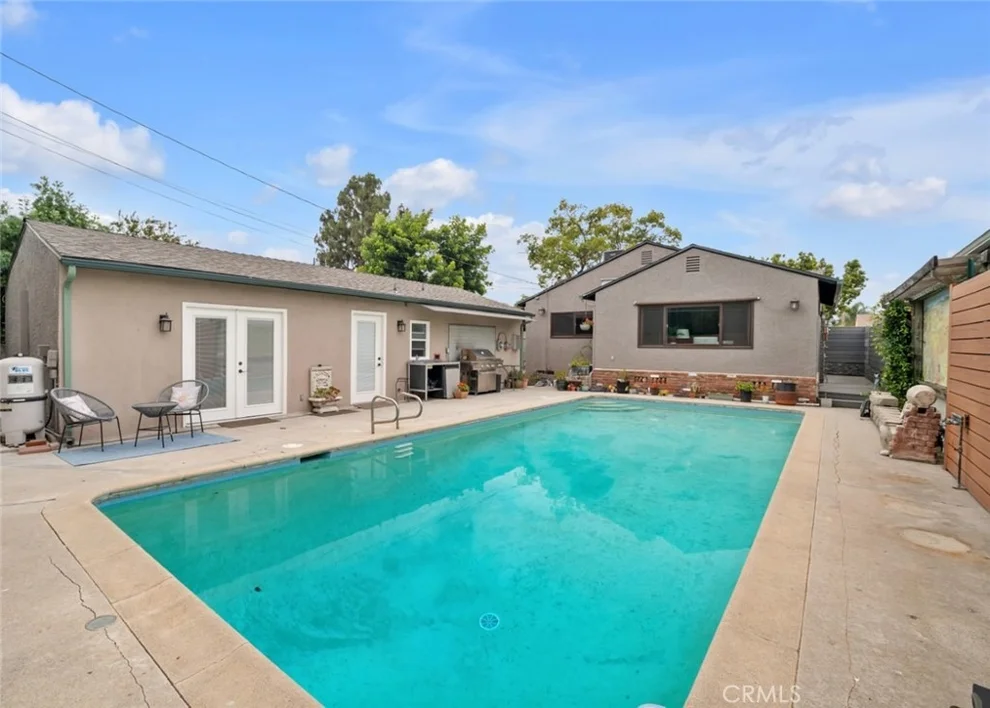 Unit for sale at 322 S Lincoln Street, Burbank, CA 91506