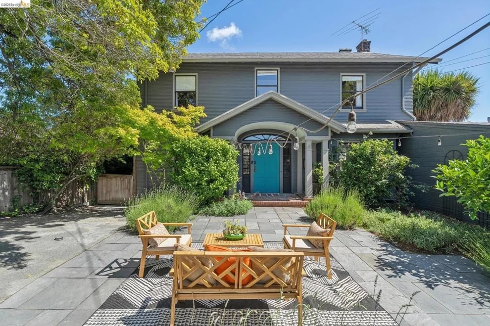 Unit for sale at 1994 Marin Ave, Berkeley, CA 94707