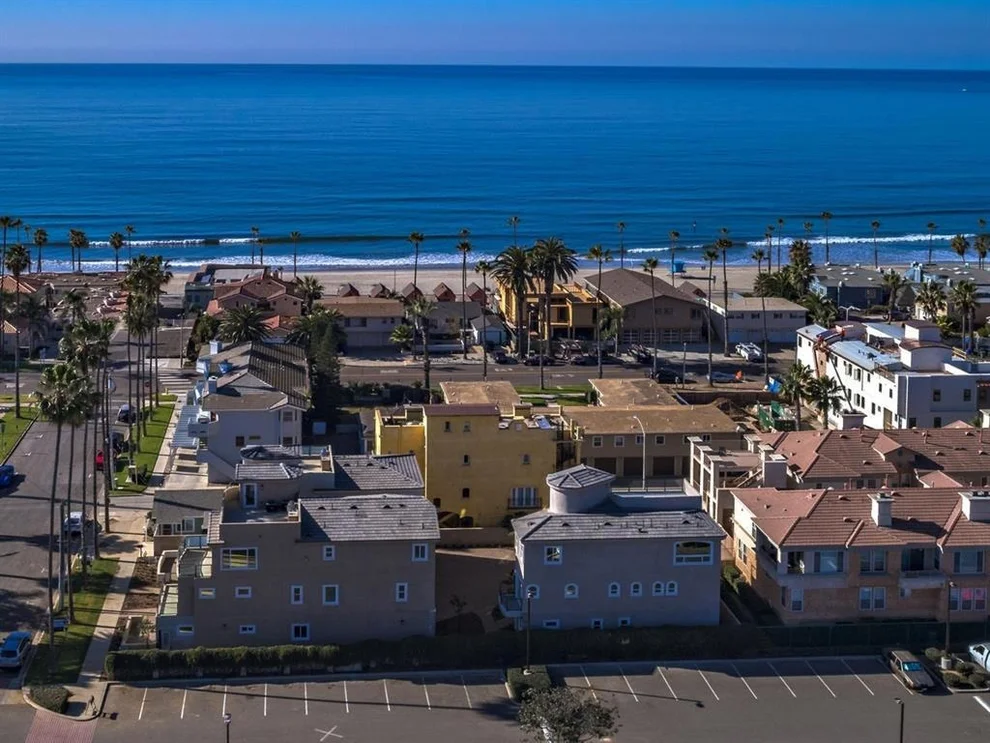 Unit for sale at 214 Windward Way, Oceanside, CA 92054