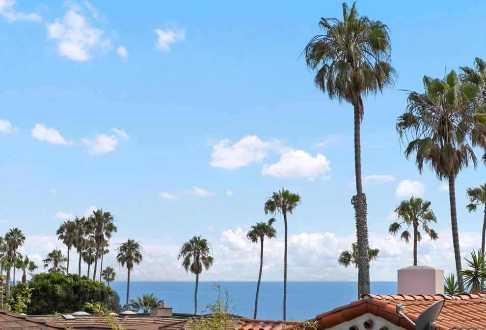 Unit for sale at 308 10 Palomar Ave, La Jolla, CA 92037