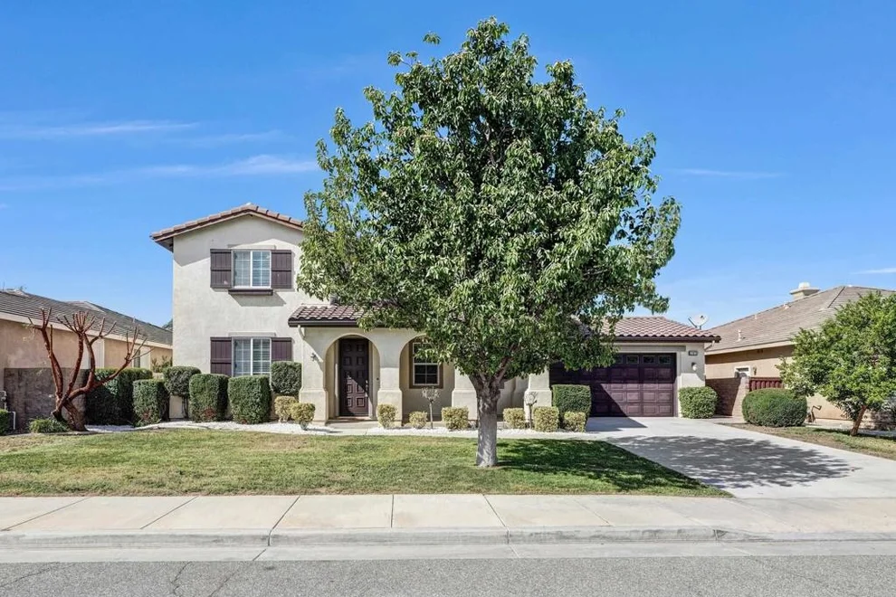 Unit for sale at 27973 Breakwater Ct., Menifee, CA 92585