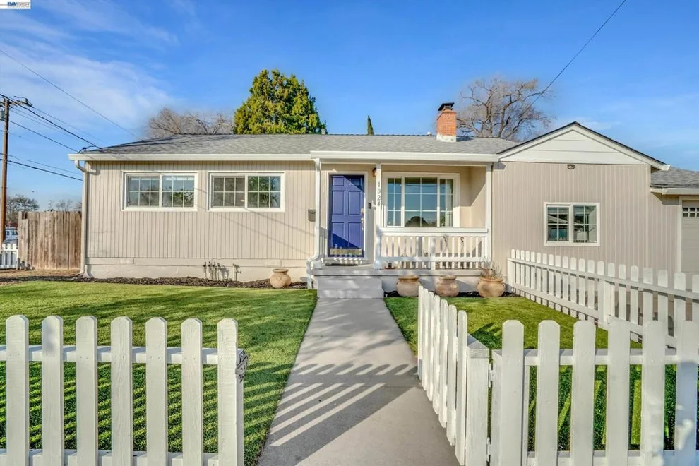 Unit for sale at 1024 Locust St, Livermore, CA 94551