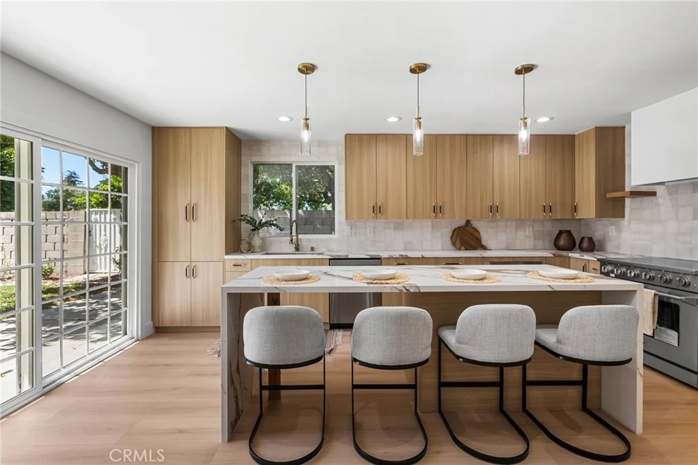 Unit for sale at 3375 Fuchsia Street, Costa Mesa, CA 92626