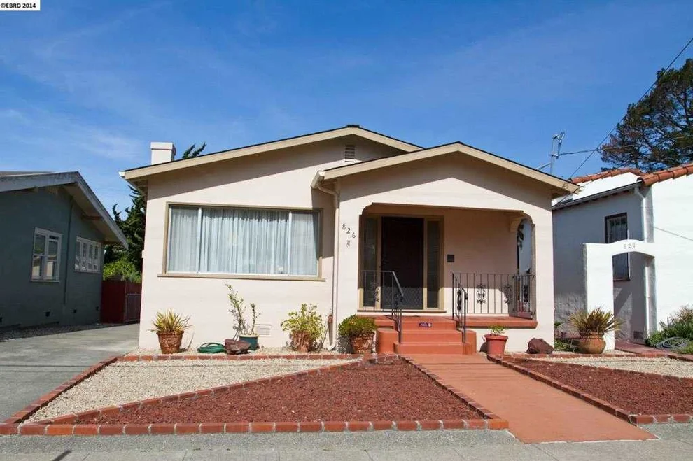 Unit for sale at 826 POMONA AVE, Albany, CA 94706-1816