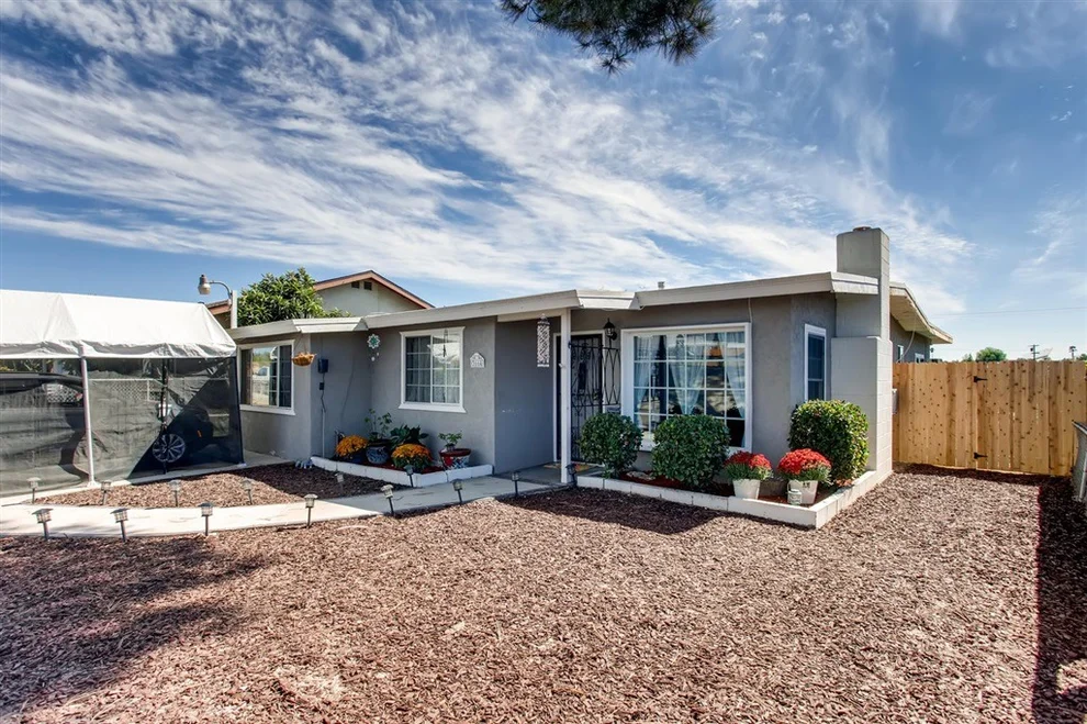 Unit for sale at 3664 College Ave, San Diego, CA 92115