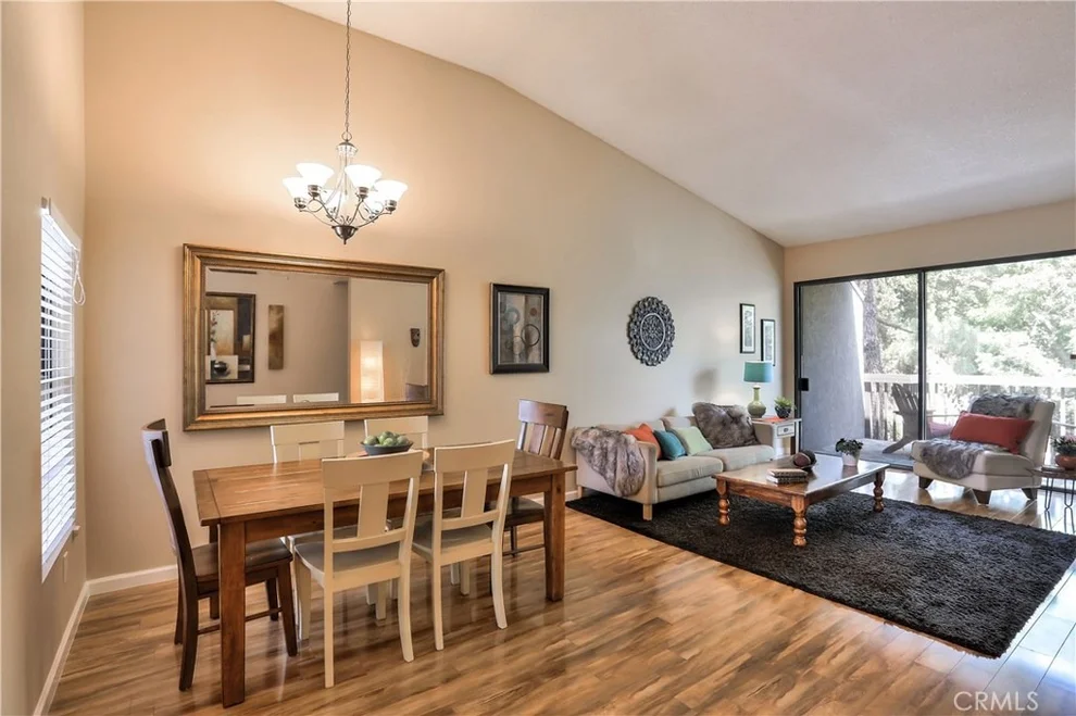 Unit for sale at 2542 W Macarthur Boulevard, Santa Ana, CA 92704
