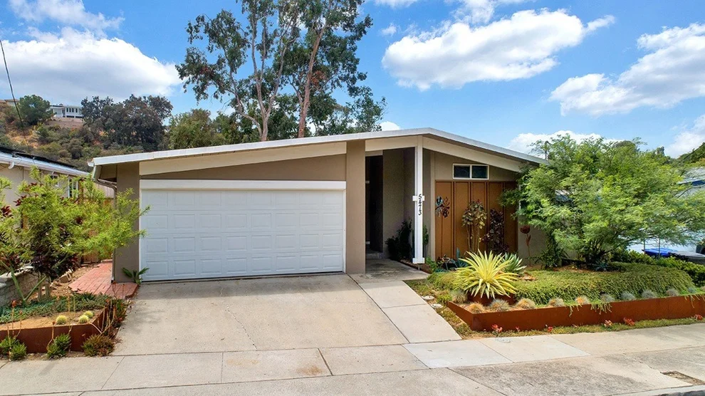 Unit for sale at 5473 Baja Dr, San Diego, CA 92115