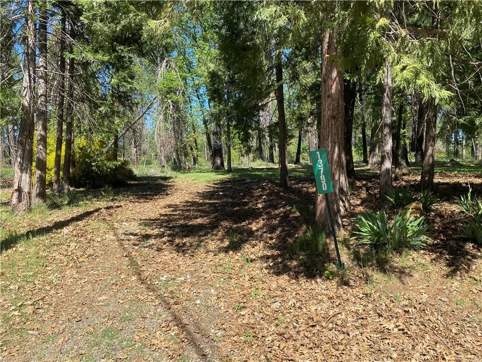 Unit for sale at 13790 Curtis Court, Magalia, CA 95954