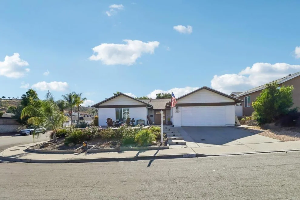 Unit for sale at 14304 Kendra Court, Poway, CA 92064