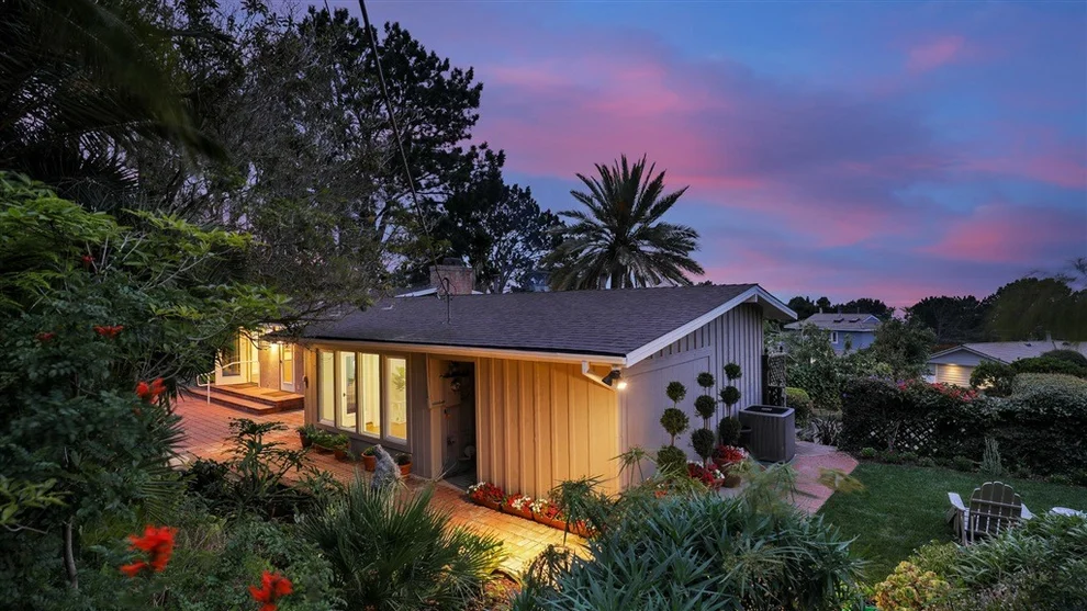 Unit for sale at 757 Hoska Drive, Del Mar, CA 92014