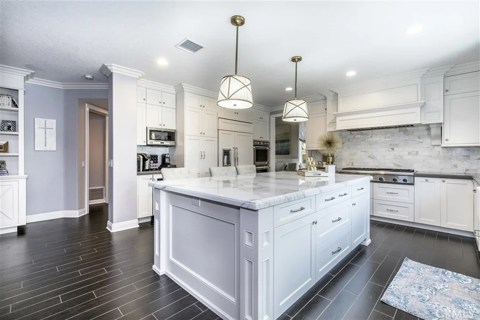 Unit for sale at 9 Casa Verde, Lake Forest, CA 92610