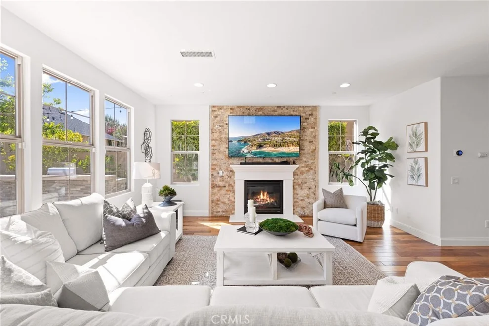 Unit for sale at 117 Bumblebee, Irvine, CA 92618