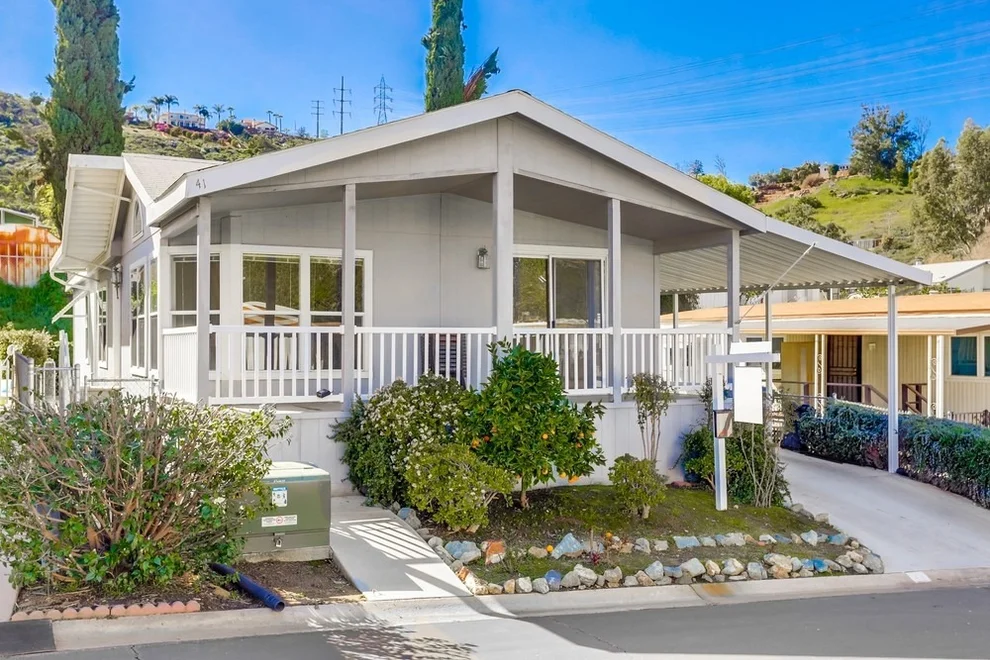 Unit for sale at 10880 Hwy 67, Lakeside, CA 92040