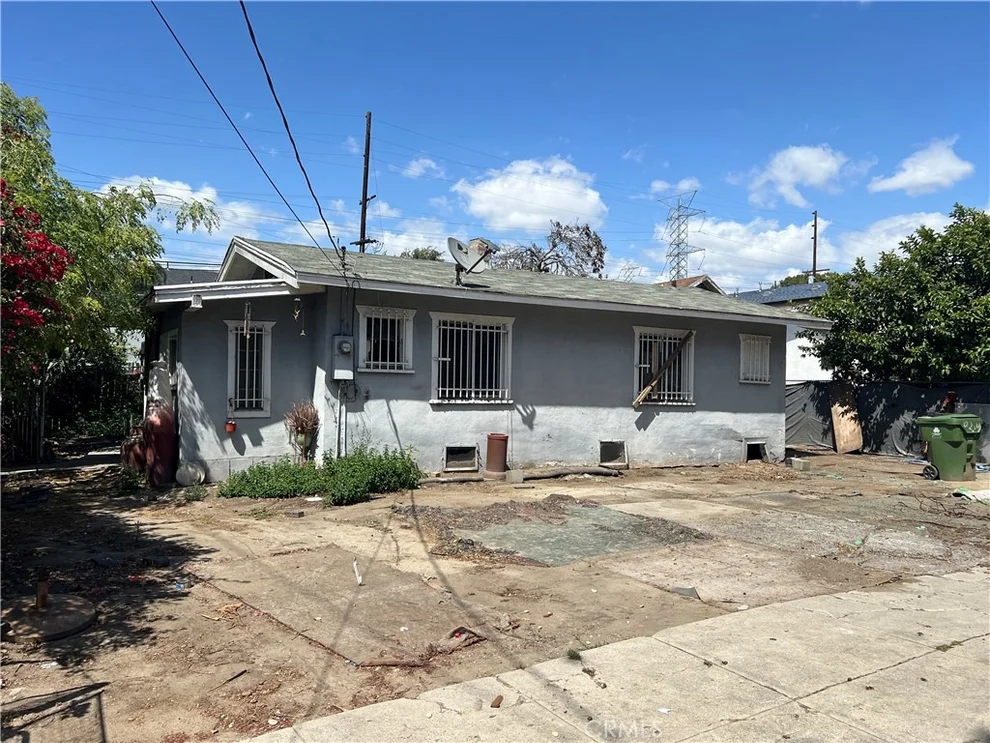 Unit for sale at 9214 Compton, Los Angeles, CA 90002