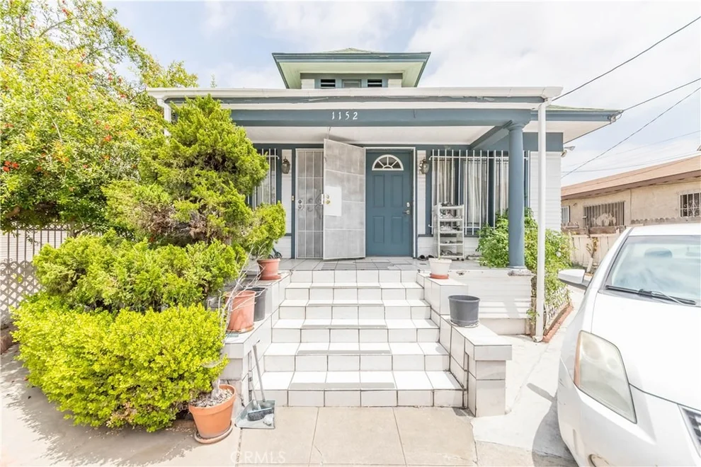 Unit for sale at 1152 S Ardmore Avenue, Los Angeles, CA 90006