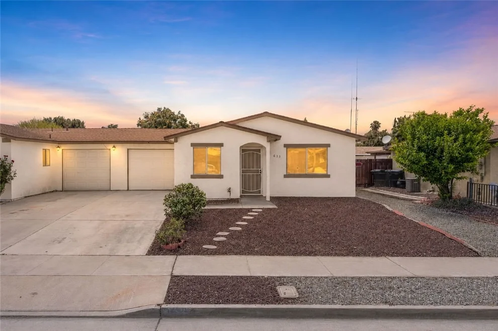 Unit for sale at 633 San Rogelio Street, Hemet, CA 92545